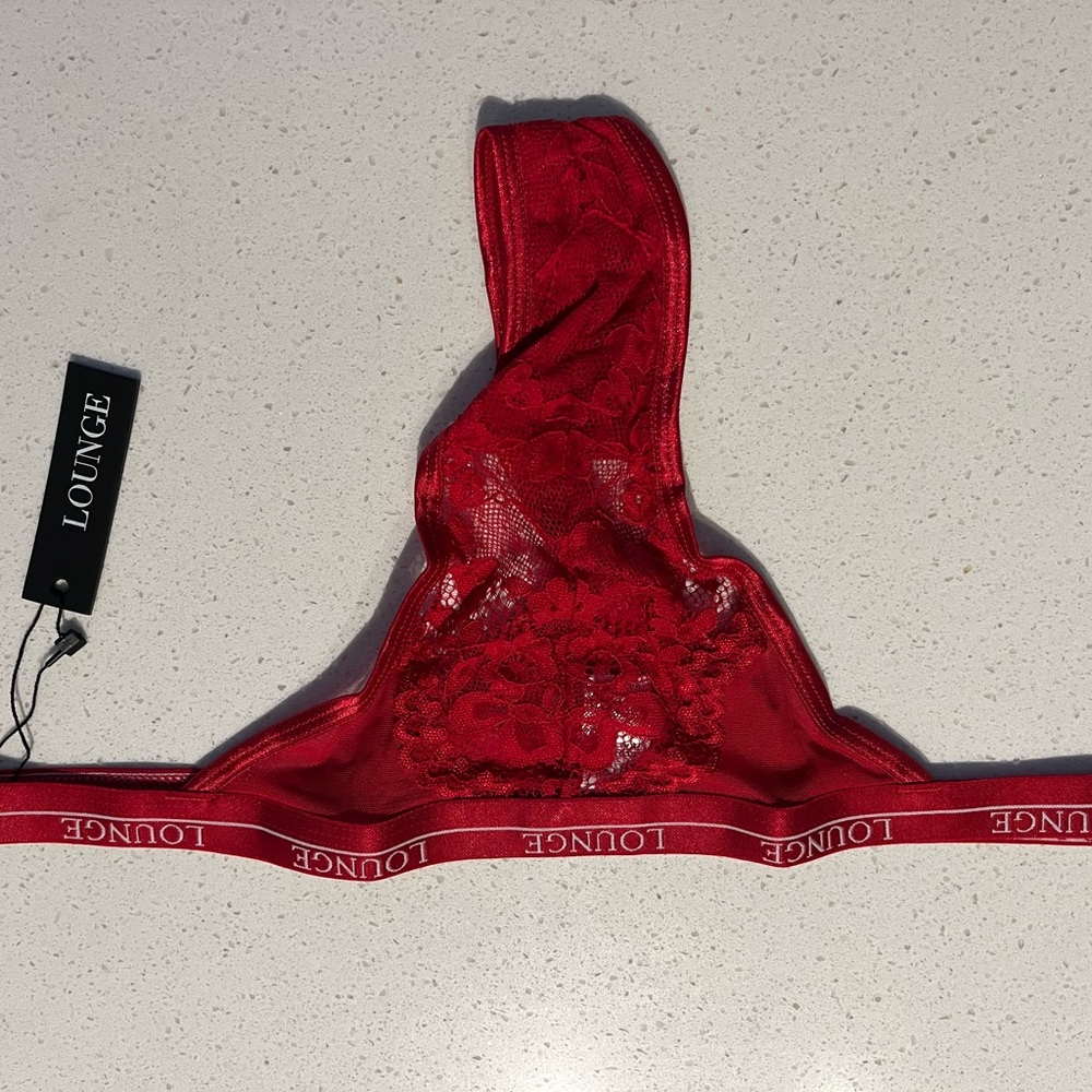 NWT Lounge Vogue Balcony Set
❤️💘🌹 - Picture 5 of 14